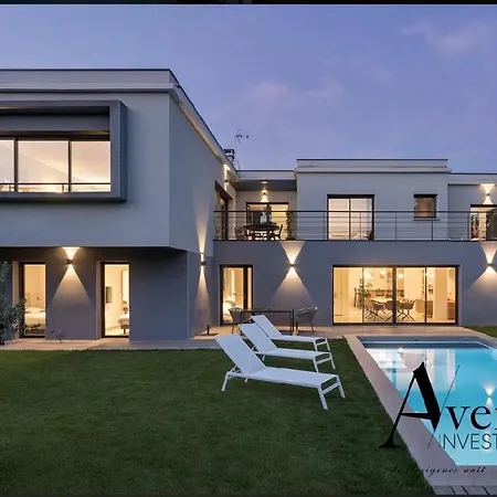 Vendégház Villa Lana *